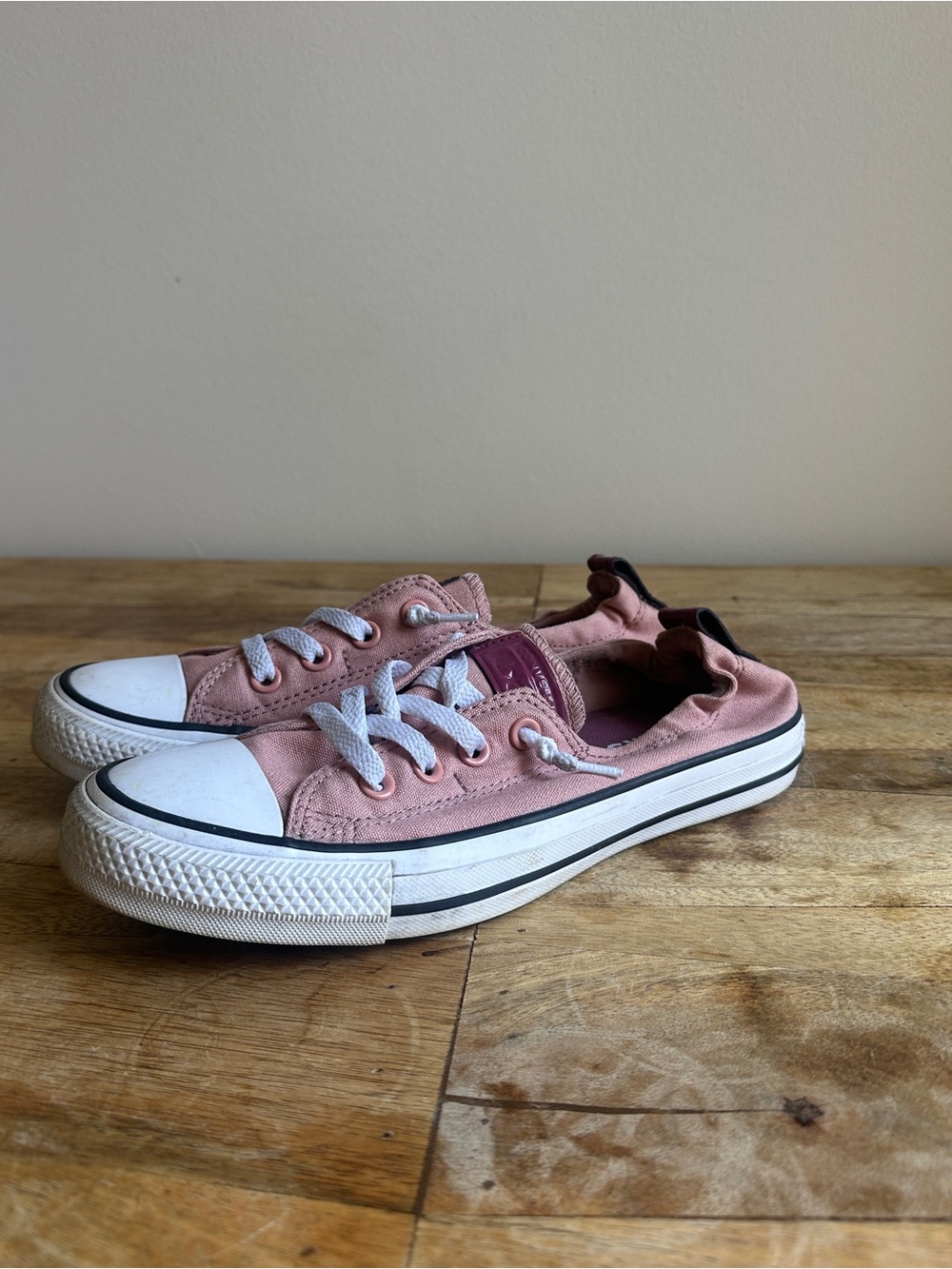 Converse Low-Top Sneakers in Dusty Pink with White Accents